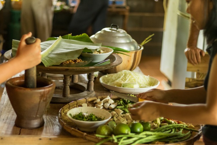 cooking class chiang rai organic food thailand homestay chez l'habitant
