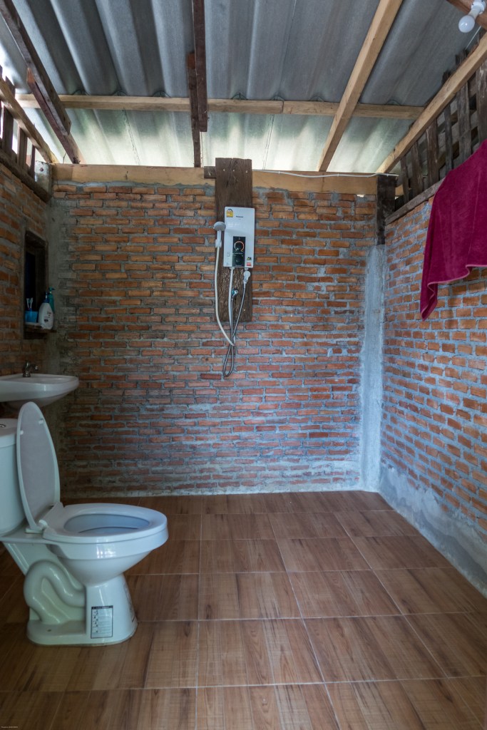 herbal spa sauna chiang rai therapeutic traditional medicine thai thailand homestay out of the tracks chez l'habitant